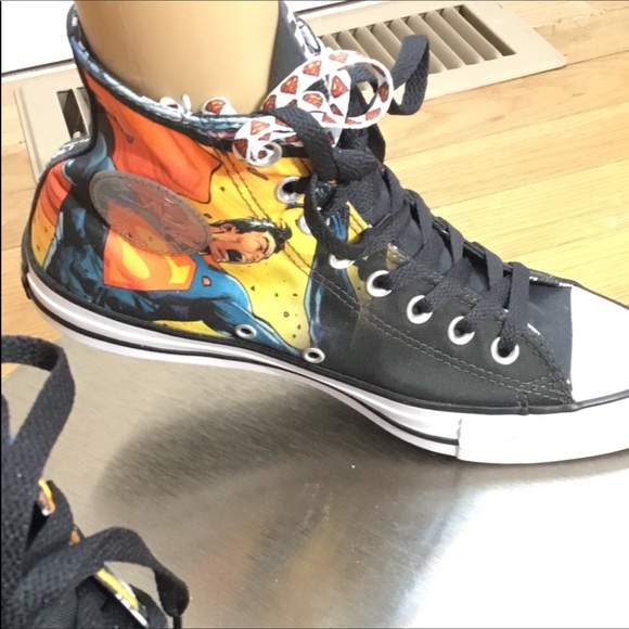 Converse High Top Sneakers. DC Comics, Superman - Picture 2 of 7